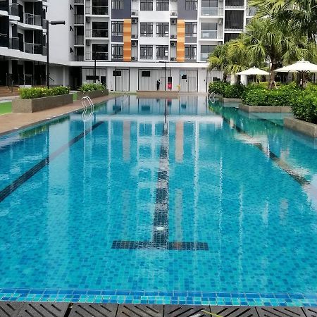 Timurbay Seafront Residence By Hardinahomes Kuantan Exteriér fotografie